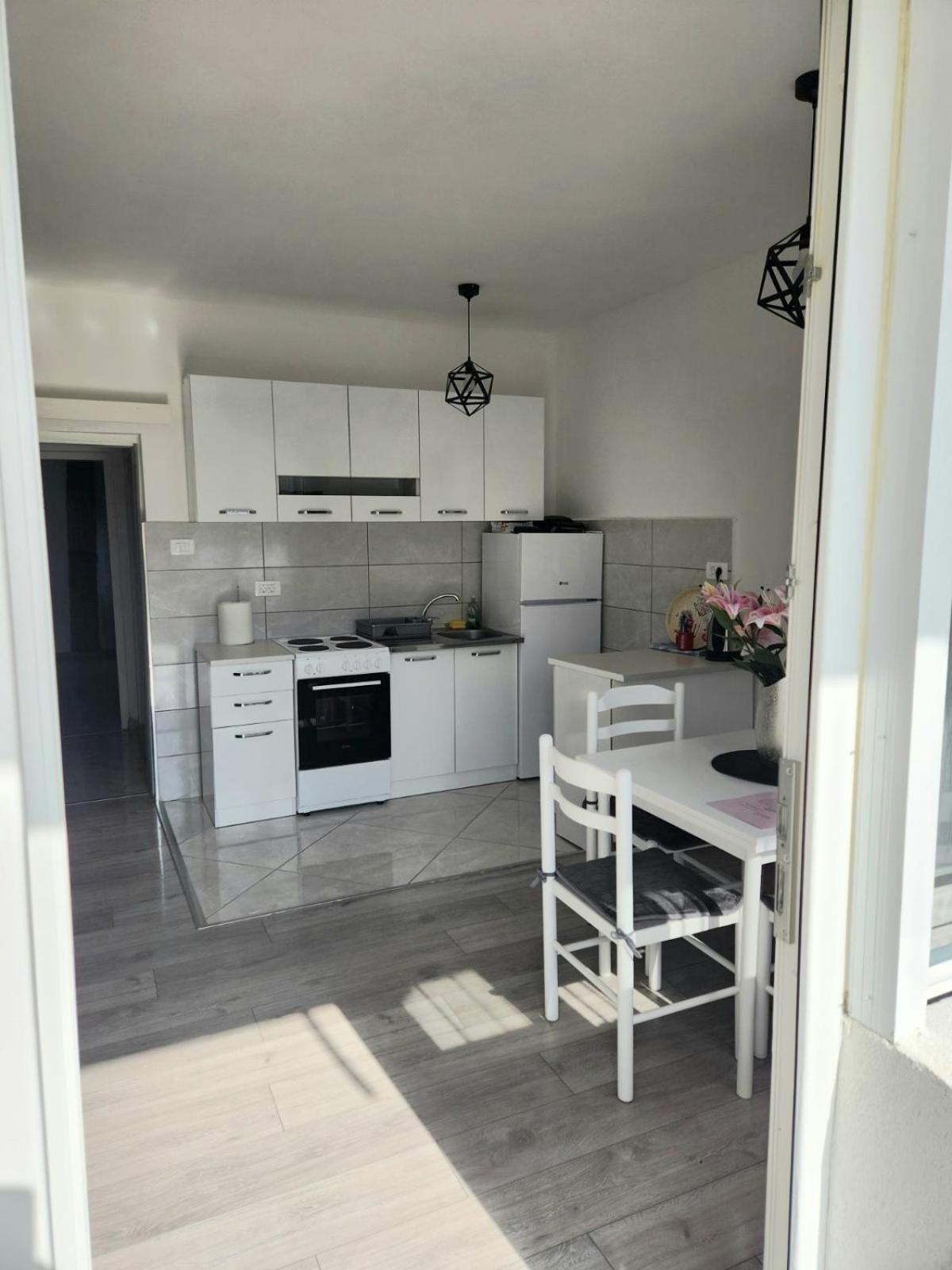 Apartment Marina 2 Cattaro Esterno foto